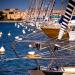 Un port de plaisance....